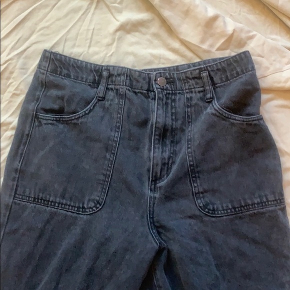 🦋 high waisted black mom jeans - Picture 2 of 3